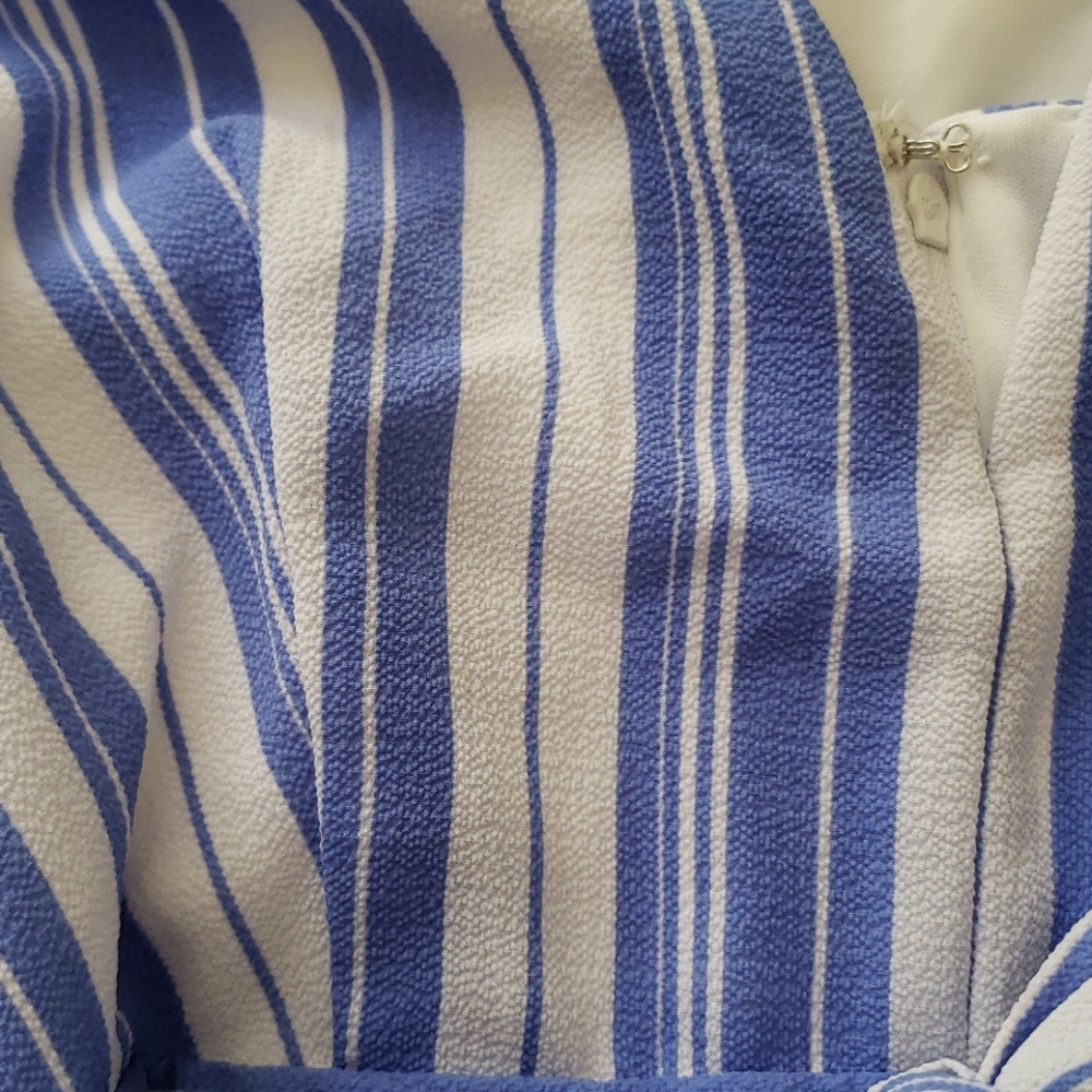 Gianni Bini playsuit/ romper size small - Picture 2 of 7